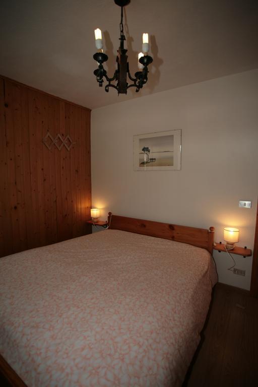 Appartamento Doleda Canazei Kamer foto