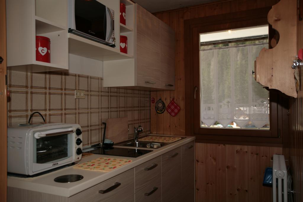 Appartamento Doleda Canazei Kamer foto