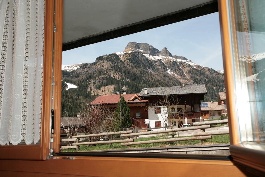 Appartamento Doleda Canazei Kamer foto